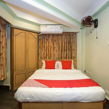 OYO 11499 Hotel Padma Krishna Pune Exterior foto