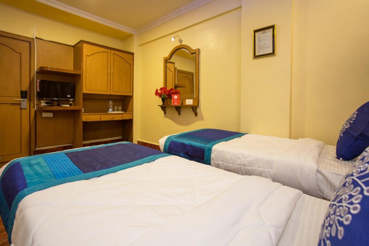 OYO 11499 Hotel Padma Krishna Pune Exterior foto
