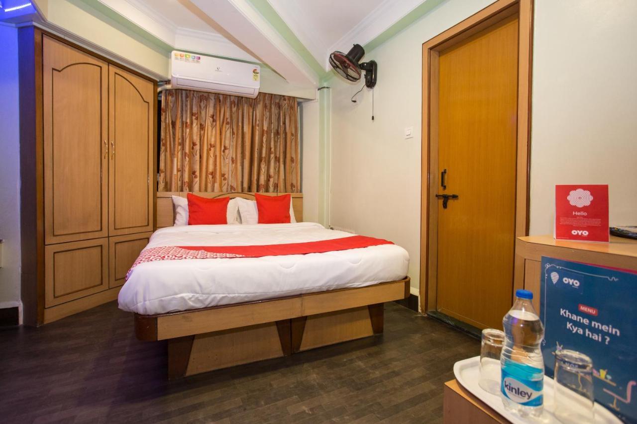 OYO 11499 Hotel Padma Krishna Pune Exterior foto